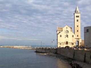 Passa anche da Trani il progetto «Mirabilia» per la valorizzazione dei siti Unesco, grazie a Incanto Apulia travel e Cat imprese nord baresi