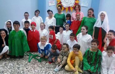 Trani, alla Petronelli si festeggiano la fine dell'anno scolastico e la figura di Dante