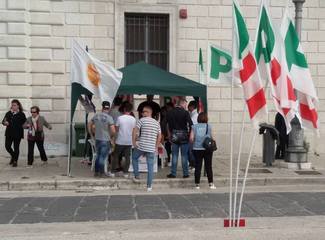 Referendum di ottobre: anche oggi, a Trani, continua la campagna per il «sì»