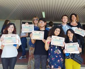 «Edipo Re»: il Liceo De Sanctis di scena questa sera all'Impero. Ed a Bari ed Altamura, pioggia di premi sui suoi due spettacoli