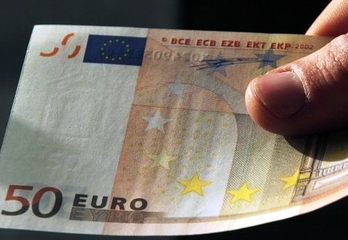 Refezione scolastica, un genitore ha pagato due volte: il Comune di Trani gli restituisce 50 euro