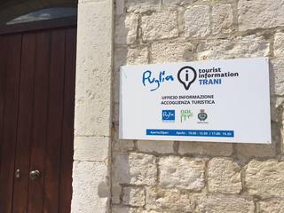 Bando per l'infopoint a palazzo Palmieri, la Turenum Pro Loco Trani: «Non partecipiamo, ecco perché»