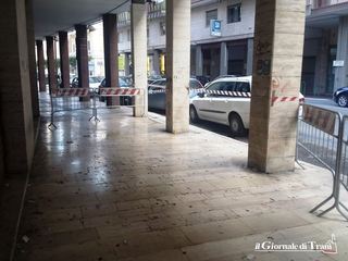 Cittadino di Trani trova portafoglio in corso Italia e lo restituisce, compresi 200 euro che custodiva