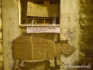 Trani, in via Nigrò c'è un solo modo per uscire dalla «depressione»: metterla sul ridere