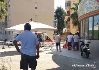 Trani, ragazza soccorsa dal 118 all'incrocio tra via Andria e via Superga. È giallo sulle cause