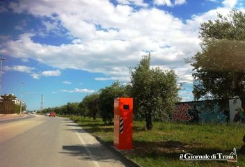 Velobox a Trani, il bilancio dell'assessore De Michele: «Funzionano, fanno poche multe e tanta buona prevenzione»