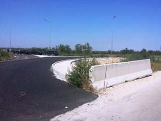 FOTO. La Trani-Andria «sicura» inizierà e finirà con due rotatorie. Illuminazione economica. Nuova scadenza: 31 dicembre 2016