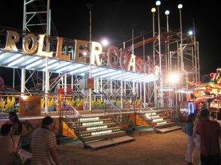 AGGIORNATO. Consiglio Trani, denuncia di Papagni: «Bambini alle giostre con i blocchetti dei biglietti regalati ai consiglieri». Bottaro: «Quando li avremo, li devolveremo all'orfanotrofio»