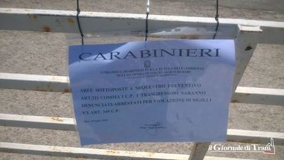 AGGIORNATO. I carabinieri del Noe sequestrano il parcheggio del lido Matinelle: auto tutte fuori, lungo la Trani-Bisceglie