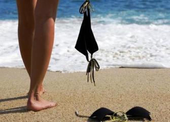 Ecoreati, da Trani diciassette segnalazioni. Al momento, però, si potrebbe soltanto mandare via i nudisti