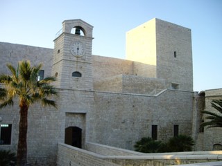 «Matrimoni nel castello di Trani? Roba da ricchi. Si parte da 20mila euro»: la riflessione di Montaruli (Unibat)