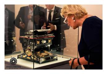 «Dentro il museo»: finiti i concerti, le macchine per scrivere tornano a cantare il fascino di Trani. La visita di Beatrice di Borbone