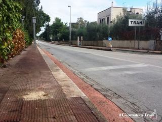 Disattivati i semafori di via di Francia: uno dei pali era stato abbattuto da un veicolo in seguito ad un incidente