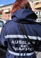 AGGIORNATO. Trani, termina il consiglio e trovano le multe: sarcasmo di Lima, ironia di Bottaro, Procacci: «Dalla parte degli ausiliari»