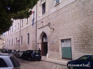 Il Liceo delle scienze umane lascia via Stendardi: fra un anno alla D'Annunzio. La Barletta-Andria-Trani risparmierà 166mila euro