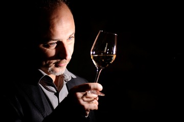 Sommelier, passione dilagante: oggi Aspi terrà un corso a Trani