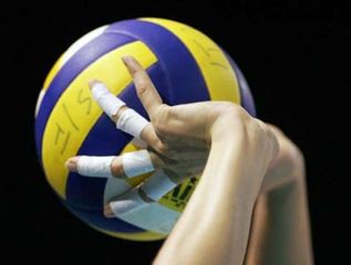 Volley donne, questa sera i due Trani a confronto: Palaferrante, ore 18.30