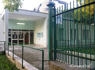 Trani Pozzopiano, infiltrazioni dopo il nubifragio: la Pertini chiude per lavori. Bambini alla Fabiano dal 3 novembre