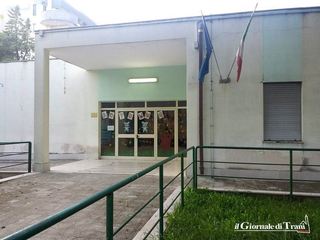 Scuola Pertini, c'è l'ordinanza del sindaco di Trani: chiusa da oggi, comunque disponibile per il referendum