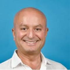 Oggi, a Trani, Maurizio Ferrini ospite del circolo Dino Risi. Info sui biglietti