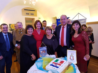 Trani e Ragusa rinsaldano il gemellaggio grazie ai rispettivi Lions club: realizzati supporti turistici per non vedenti