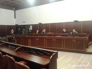 Consiglio comunale di Trani, 12 presenti al primo appello, 7 al secondo. Della maggioranza, Zitoli e Barresi