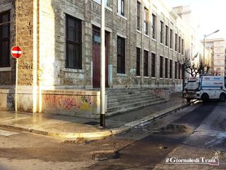 Natale, Amiu regala a Trani la pulizia straordinaria delle strade. Si andrà avanti fino all'Epifania