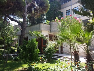 Trani, anche per uffici e bagni pubblici c'è la gara biennale: affidamento da 1.200mila euro