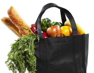 Maltempo a Trani, per aiutare a non uscire di casa arriva la spesa a domicilio. Anche Amet al lavoro per limitare i disagi