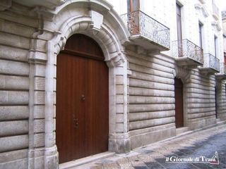 Consiglio comunale e regolamento di Palazzo Beltrani, Zitoli ne chiede ed ottiene il ritiro. Sullo sfondo, maggioranza divisa sulla figura del direttore artistico