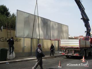 Affissioni, Trani a capo: «La città resta un far west, ci vogliono più controlli»