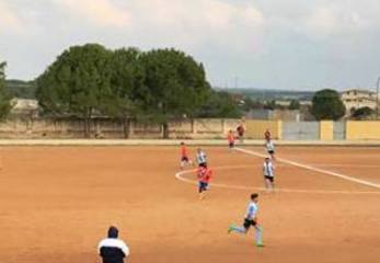 Partita comandata e due occasioni d'oro nel finale, ma non basta: Avetrana-Trani 0-0