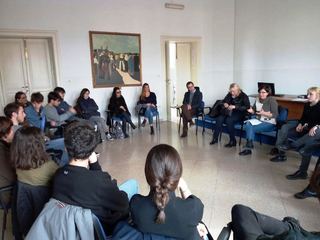 Il Comune di Trani si apre al mondo della scuola: sta per nascere la consulta giovanile