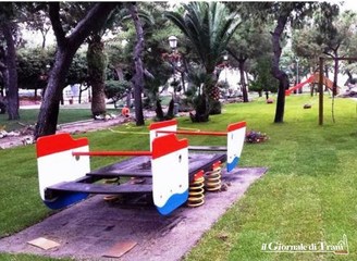 Il parco giochi della villa di Trani finisce in tribunale: in gioco 31mila euro