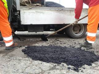 Strade di Trani, il Movimento 5 stelle: «Bisogna intervenire su tutte. Servono uffici più rigorosi nei controlli»