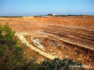 «Articoli marchetta» sulla discarica di Trani, Assostampa Puglia censura i Cinque stelle: «Diritto di cronaca e democrazia in pericolo»
