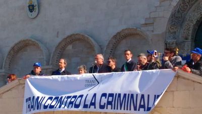 Trani dice «no» alla criminalità. Vassallo: «Porterò in tutta Italia la vostra voce»
