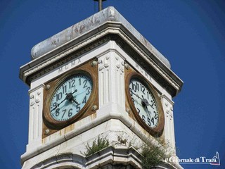 Manutenzione degli orologi comunali di Trani, impegnati 35.868 euro