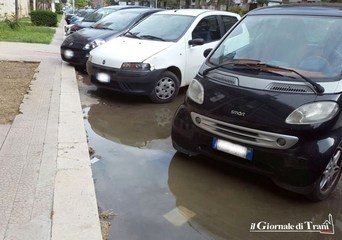 Trani, a Pozzopiano esplode nuovamente la fogna nera: i liquami ammorbano una grossa porzione di corso don Luigi Sturzo