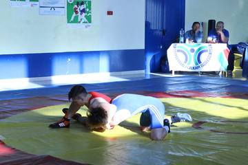 Judo Trani settore lotta, sei podi alla gara regionale di greco-romana e stile libero a Molfetta