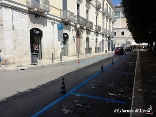 Sosta a pagamento con le app, sette ditte selezionate: i nomi. Intanto, ripasso delle strisce blu nel centro di Trani