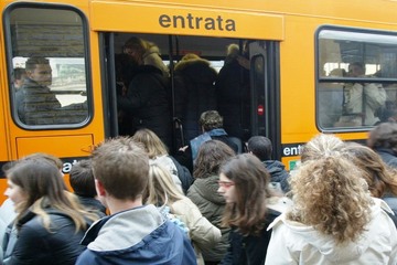 Trasporto alunni, il Comune di Trani conferma le tariffe anche per il prossimo anno scolastico
