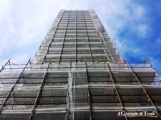 Il campanile della cattedrale di Trani tornerà «libero» il 30 luglio. La scheda dei lavori in corso