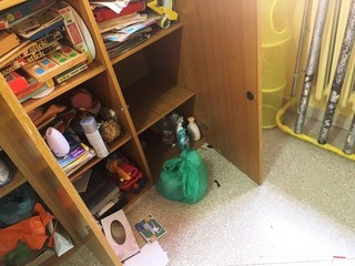 Trani, vandalismo shock alla Madre Teresa: ignoti devastano asilo e urinano nell'armadio. Bambini rispediti a casa. Danni anche alla Collodi