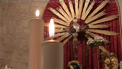 VIDEO. Trani religiosa, la via lucis di ritorno per il Santissimo Crocifisso di Colonna