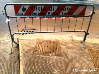 Trani, finalmente riparato il marciapiede fra via Istria e corso Imbriani