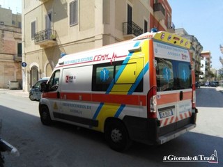 Trani, donna investita in piazza Nassiriya: trauma cranico, ma non è grave