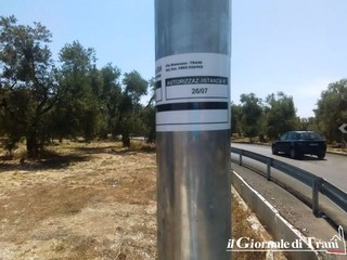 Trani-Andria assediata dalla pubblicità abusiva e pericolosa: la Provincia chiede aiuto alle forze dell'ordine