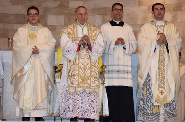 Addio al vescovo di Trani, il ricordo degli ultimi due sacerdoti da lui ordinati: Giannico e Carella