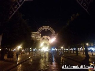 Festa patronale di Trani, si accendono le luminarie: 
